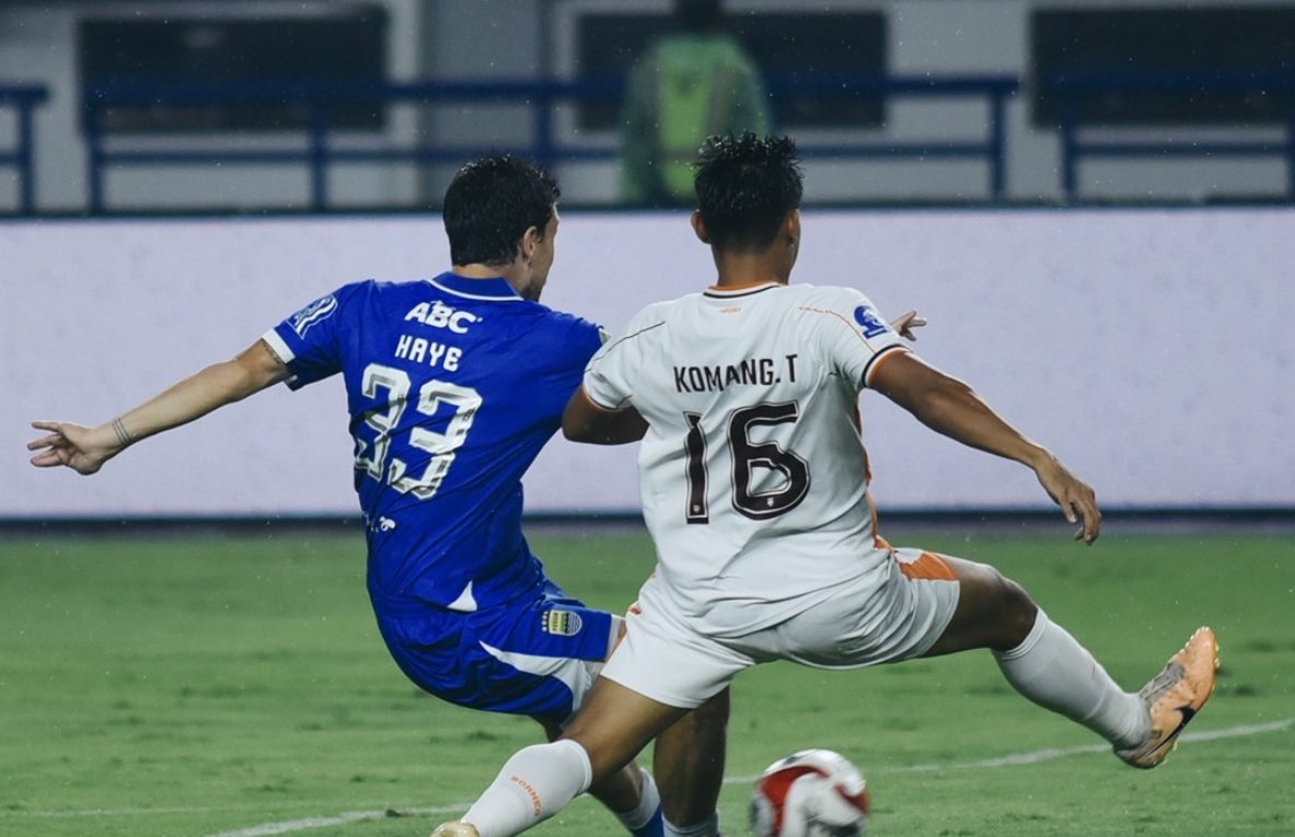 Persib Bandung Taklukkan Pemuncak Klasemen Borneo FC